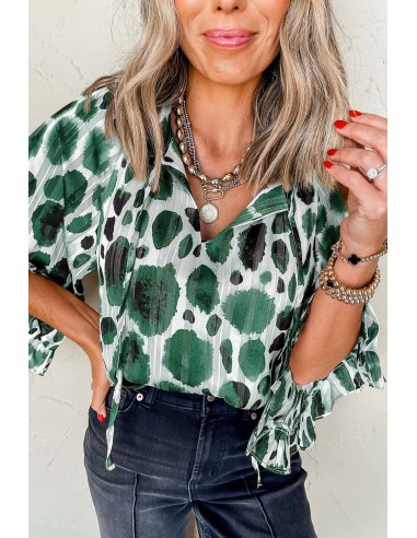 Groene geplooide blouse met volantsmouwen en metalen accenten